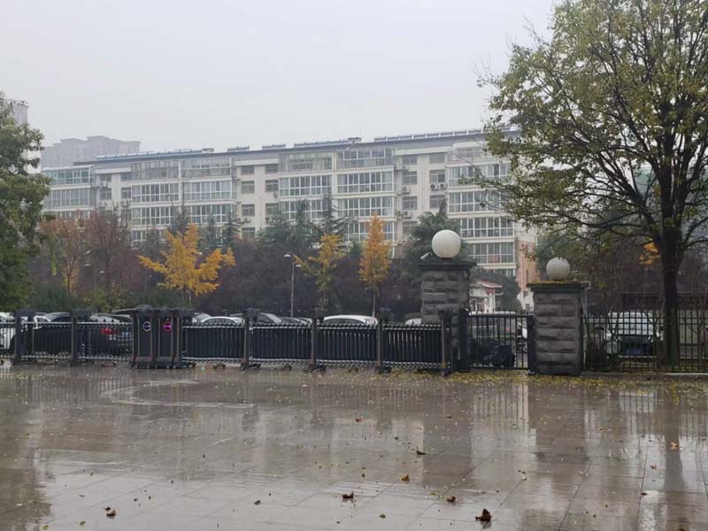 因为自己的过失导致它人轻伤算犯罪行为吗？徐汇区律师跟大家讲一讲过失致人轻伤罪的构成要件