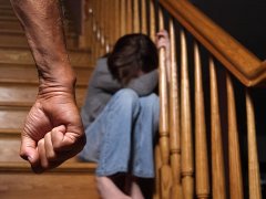 家暴而且婆媳关系不好谁还愿意协议离婚 上海家庭婚姻律师