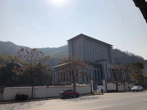 产生交通事故受害人死亡的怎么赔偿？静安律师为您讲解