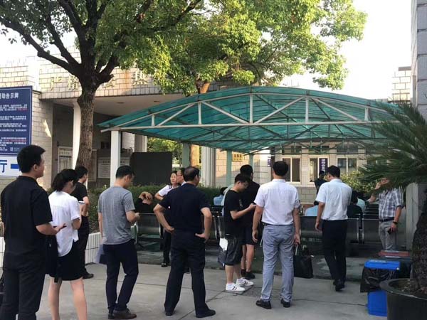 上海继承律师讲解赡养父母与遗嘱之间的冲突